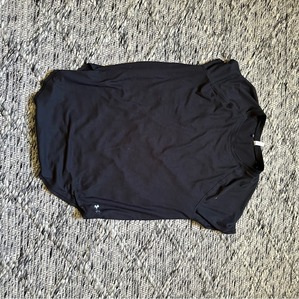 Under Armour Black Short Sleeve Tee